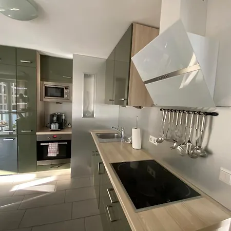 Moderne 2,5 Zimmer-wohnung Friedrichshafen