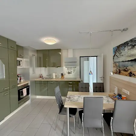 Moderne 2,5 Zimmer-wohnung