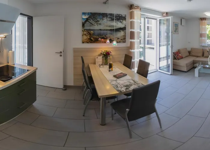 Moderne 2,5 Zimmer-wohnung Appartement Friedrichshafen